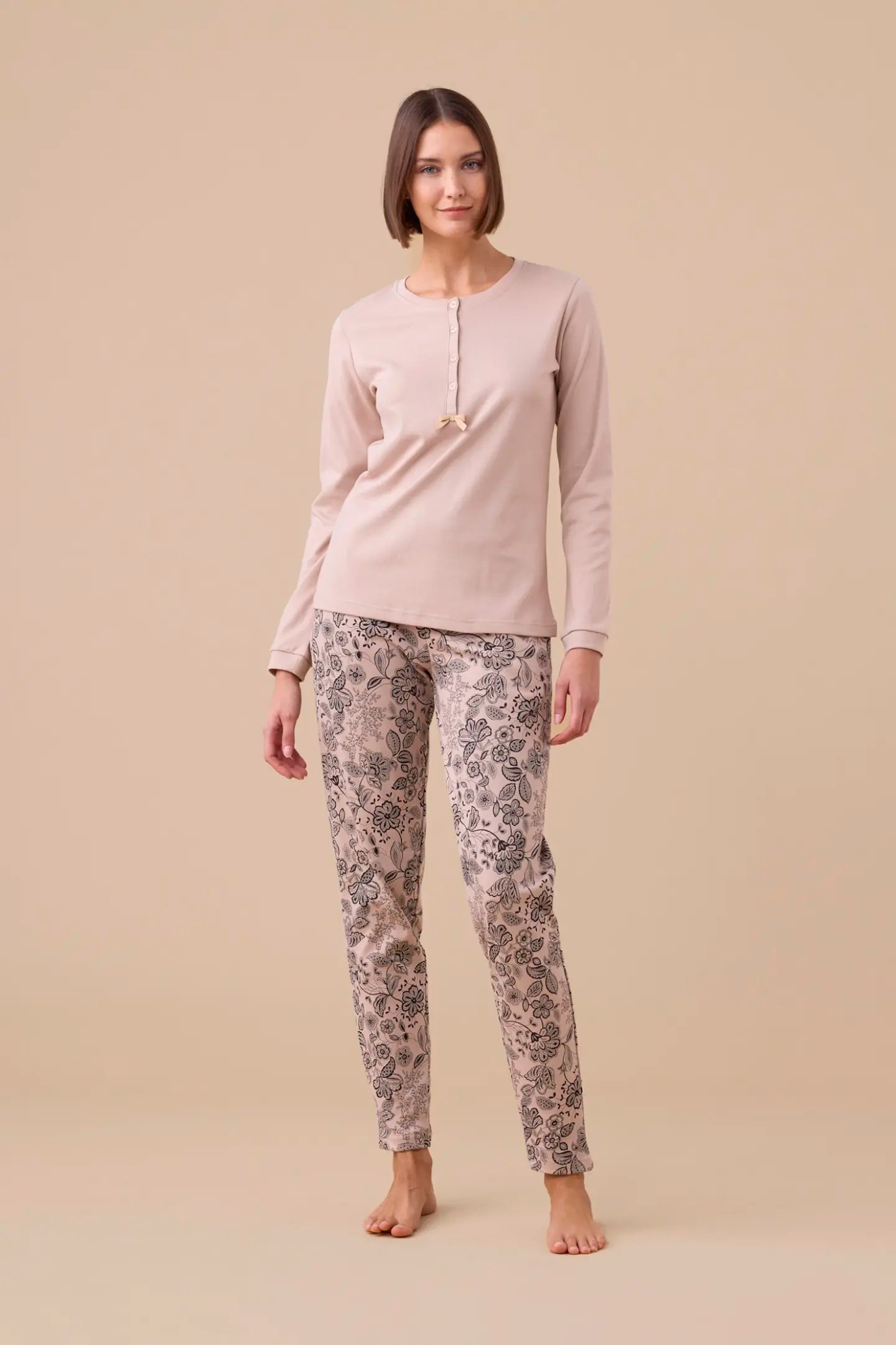 Pigiama donna in caldo cotone Trim con top a bottoni e pantaloni