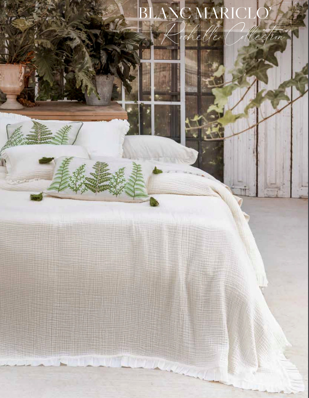 Cuscino Ricamato Rettangolare con Nappe BLANC MARICLO' - Verde Puro