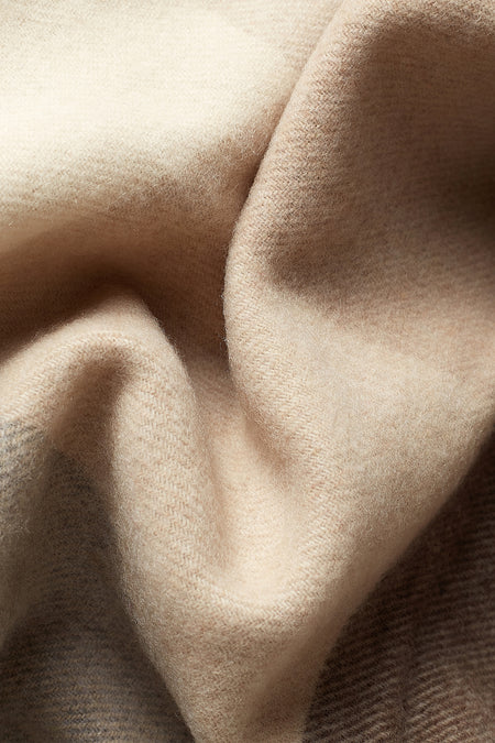 Plaid in Lana Merinos e Cashmere con frange CECCHI E CECCHI - Dalis Beige Marrone
