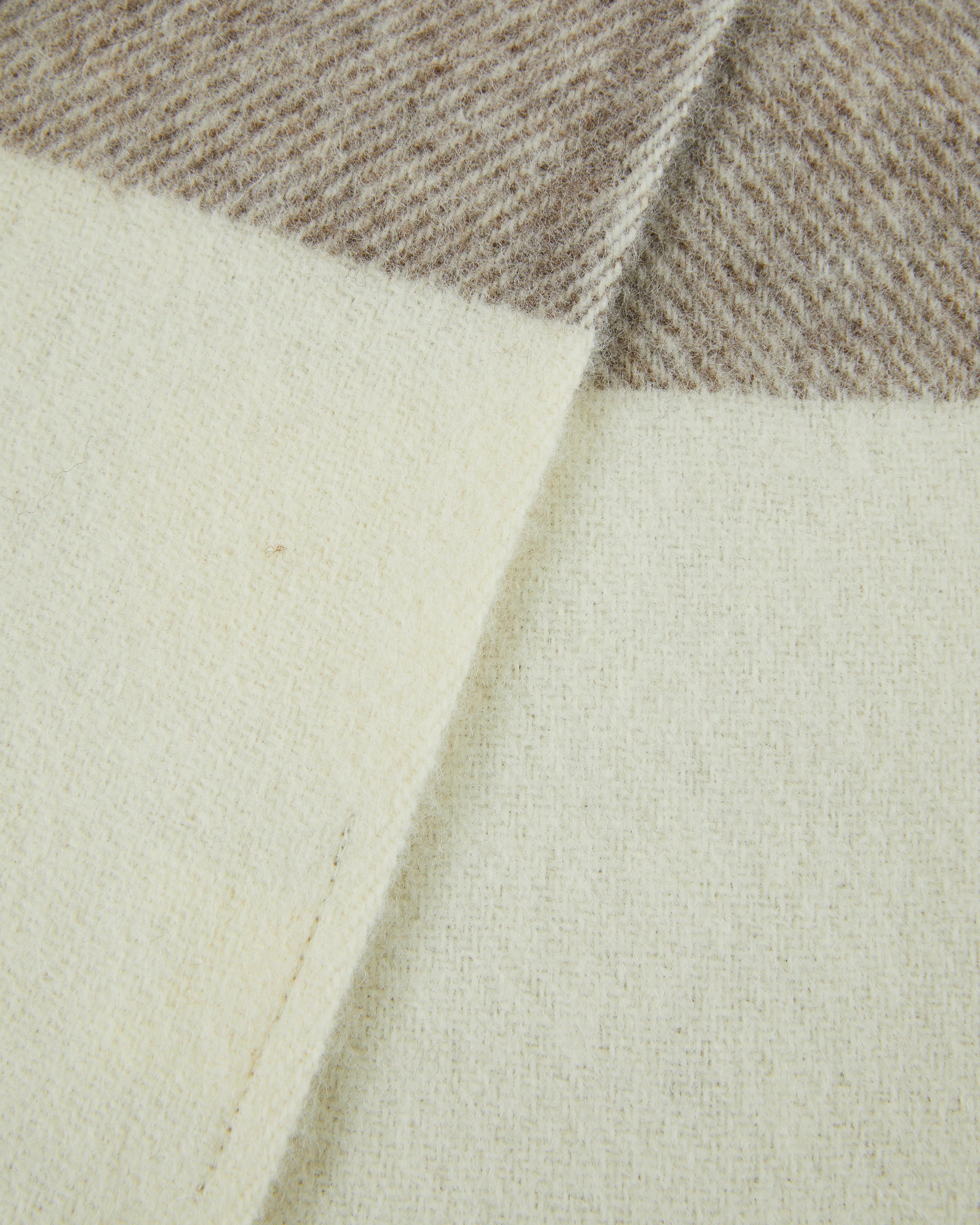 Plaid in Pura Lana Vergine con frange  LANEROSSI - Nelson Beige