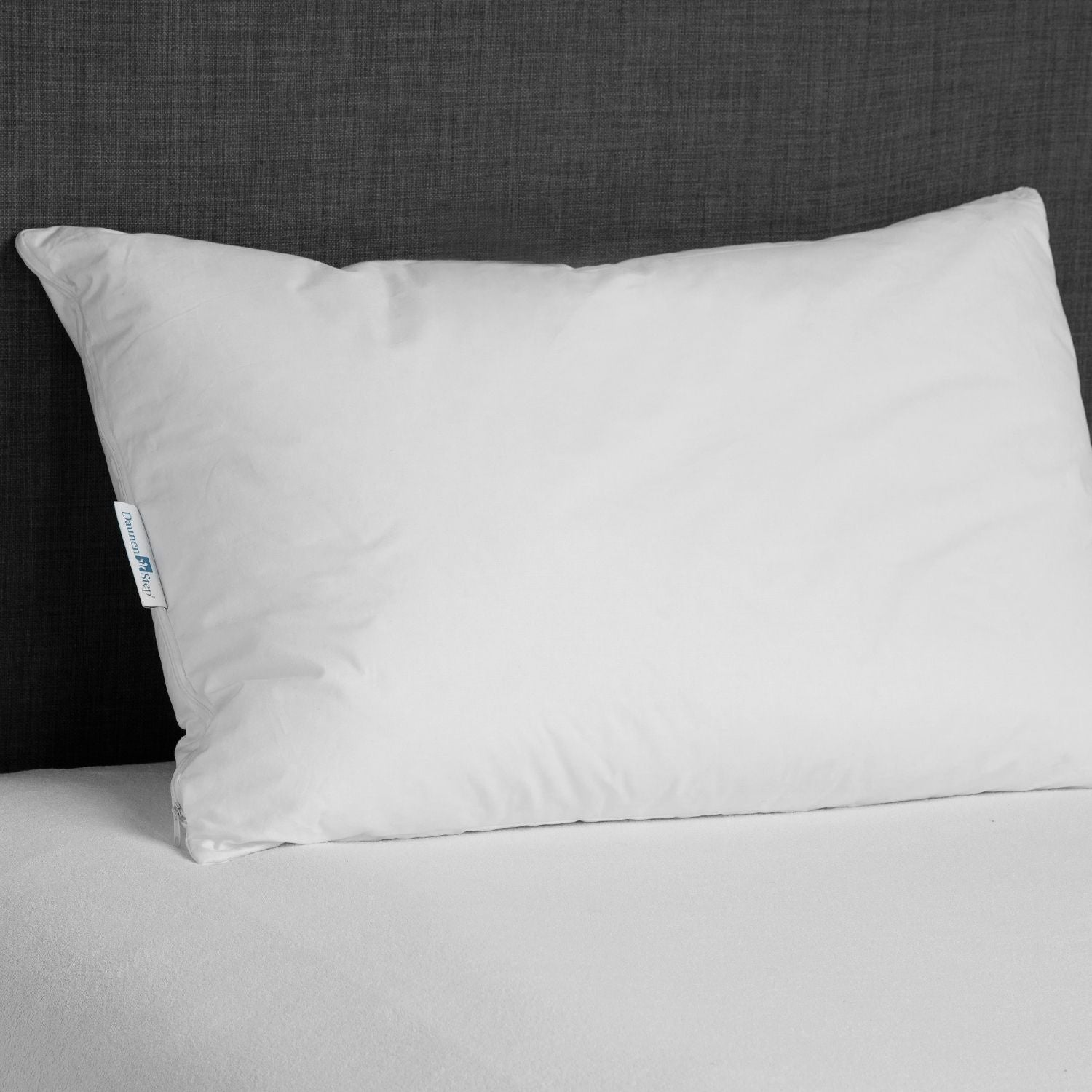 DAUNENSTEP Feather and Wool Pillow - Pearl Pine 