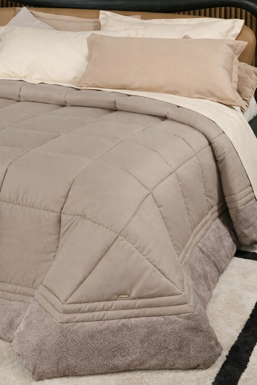 Trapunta Invernale Matrimoniale in Raso e Velluto BORBONESE - Royal Nocciola